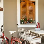 Makis Family Apartment
