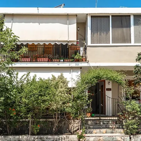 Makis Family Apartment Katelios